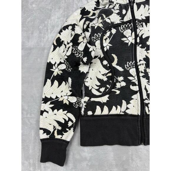Lululemon Scuba Limited Edition Full Zip Hoodie Jacket Sz S Floral White Black - Picture 8 of 8